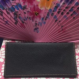 ✨BRAND NEW✨ Faux Leather Wallet